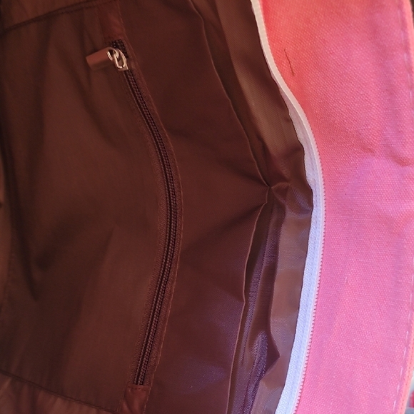 Stylish Pink and White Striped Tote with Rope Handles - Picture 5 of 6